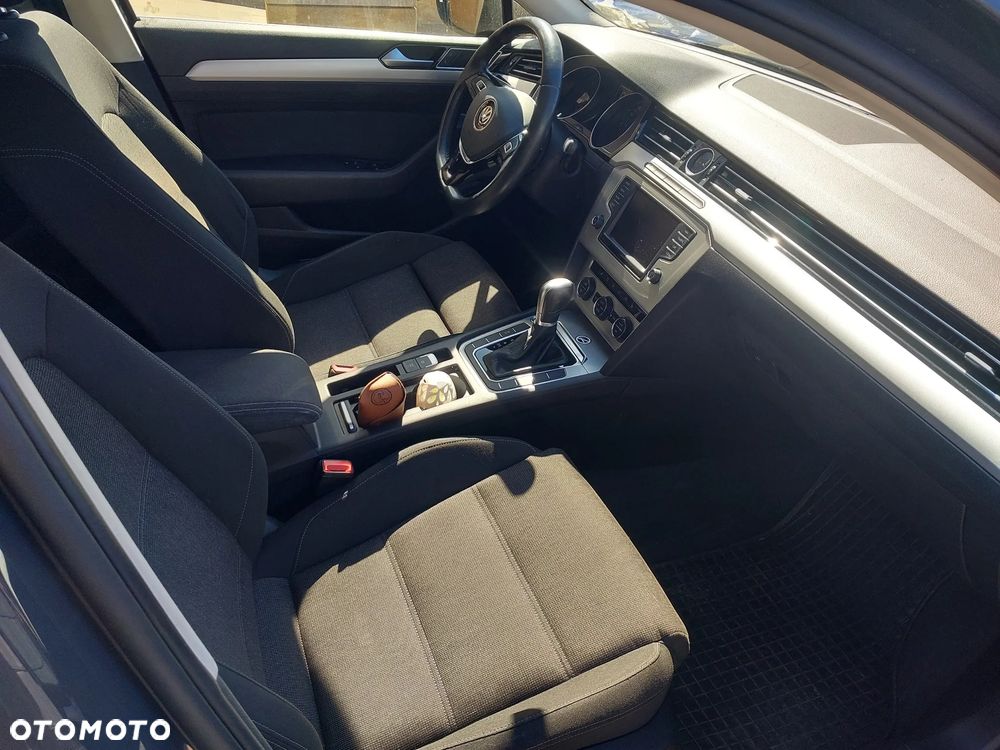 Volkswagen Passat 2.0 TDI BMT Comfortline DSG - 40