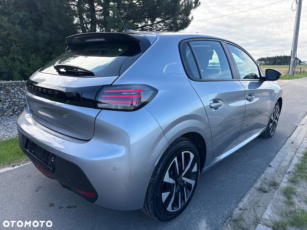Peugeot 208 PureTech 100 Business - 9