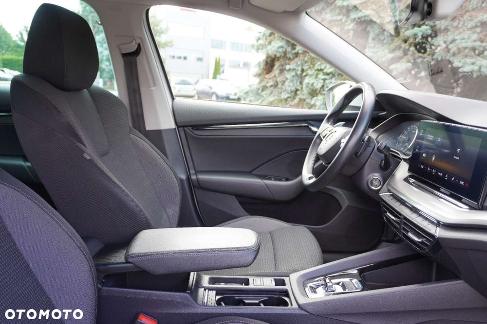 Skoda Octavia 2.0 TDI DSG Ambition - 22