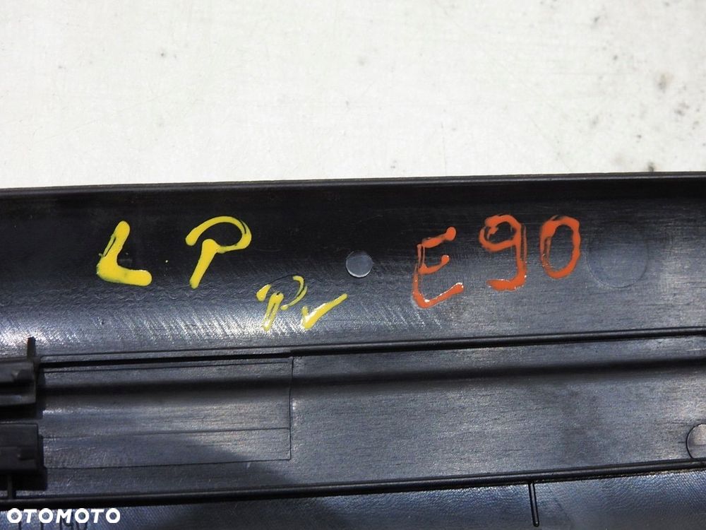 LISTWA DRZWI LEWY PRZÓD BMW 3 E90 7058149 - 7