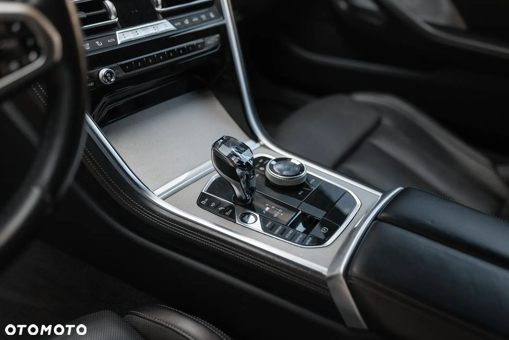 BMW Seria 8 M850i xDrive - 19