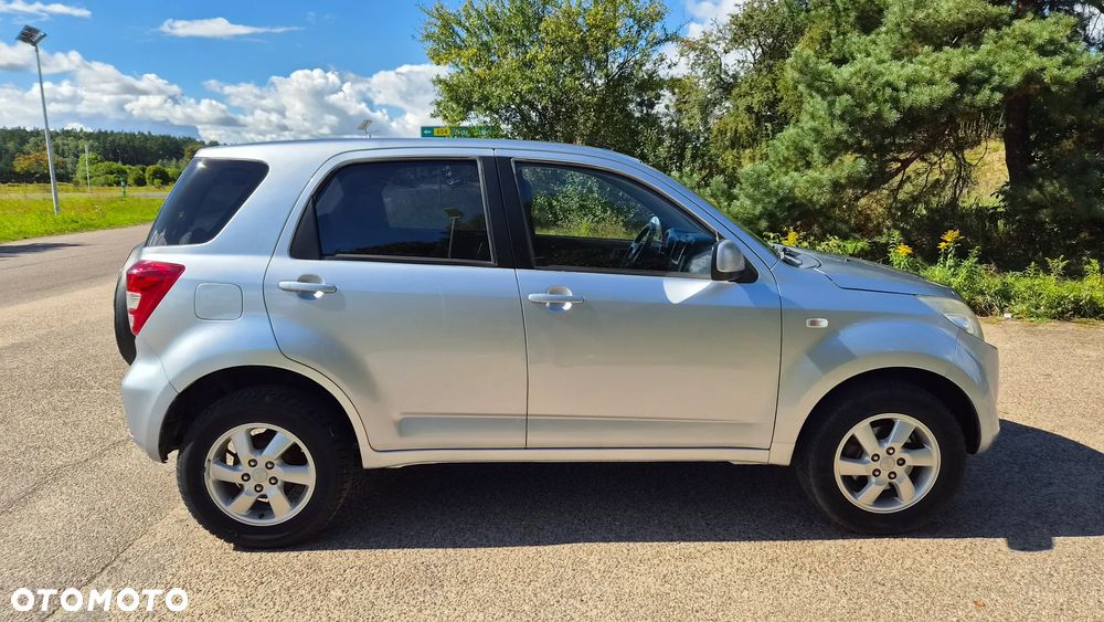 Daihatsu Terios 4WD Top - 5