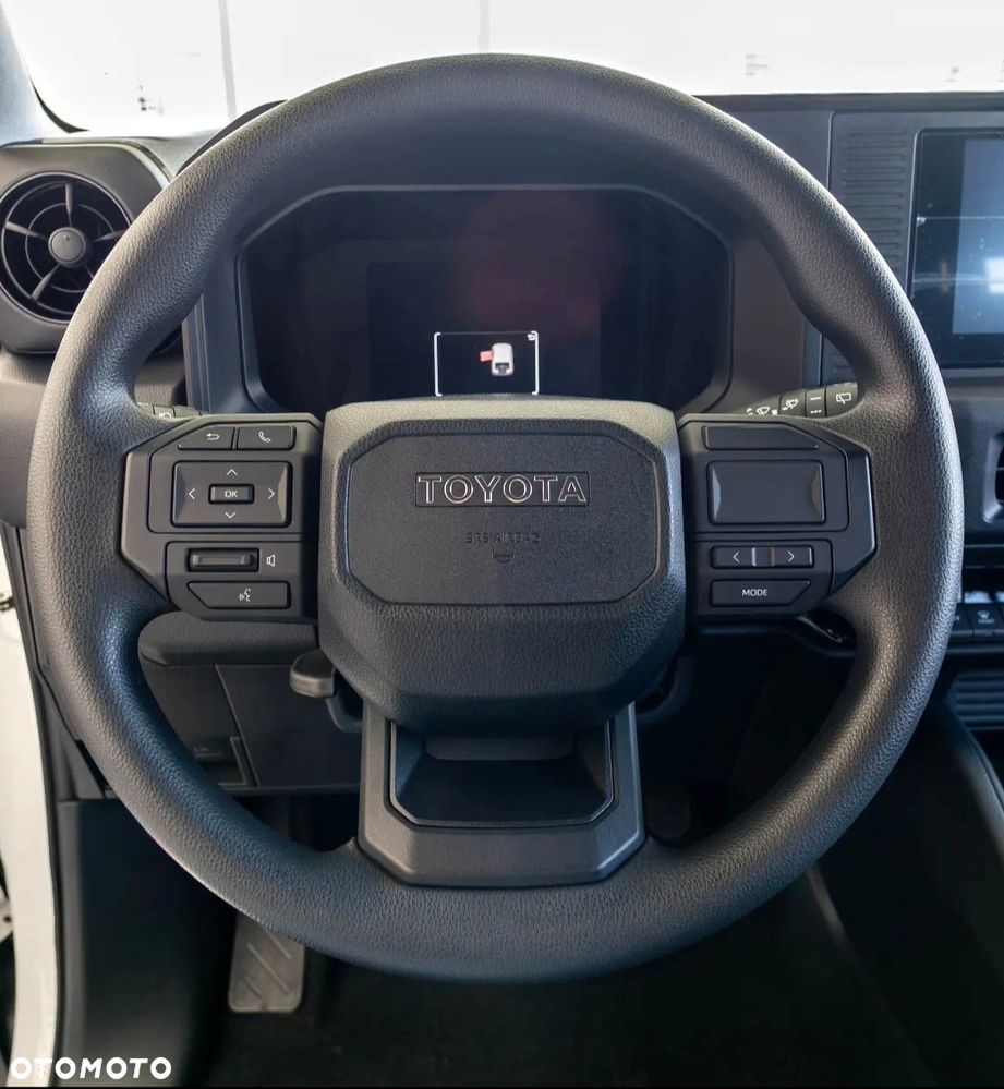 Toyota FJ - 16