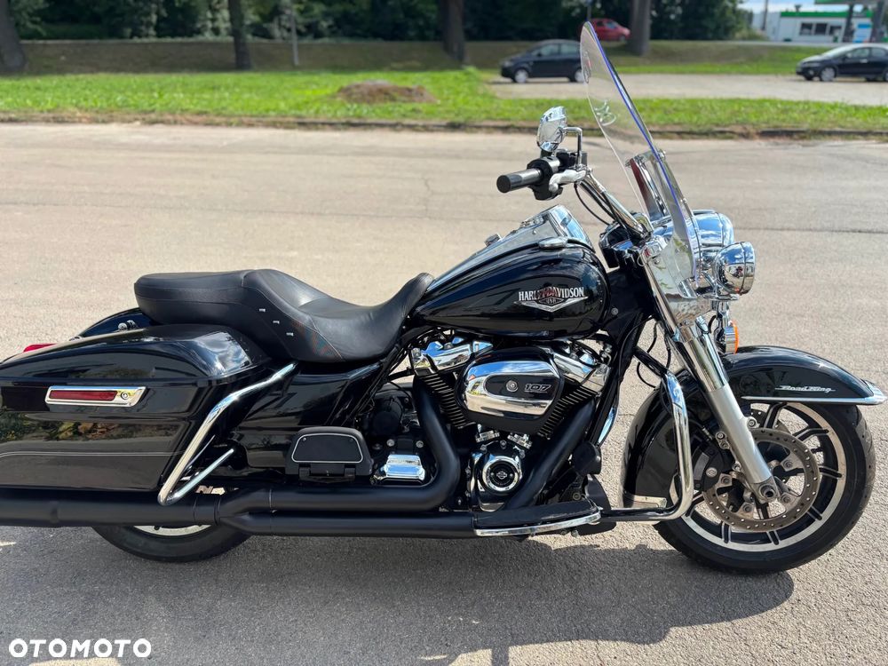 Harley-Davidson Touring Road King - 2