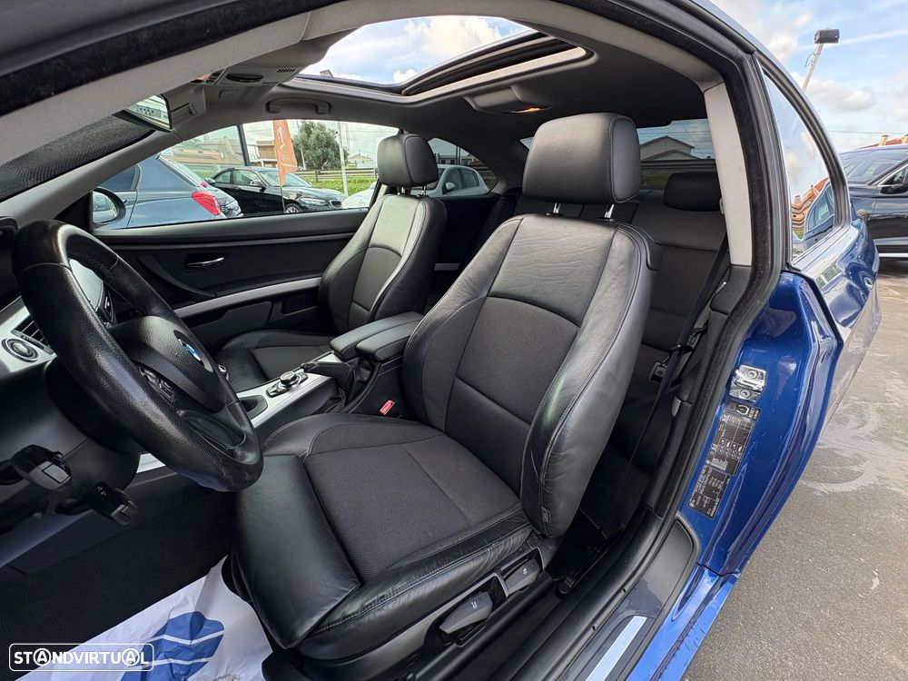 BMW 320 d Coupe - 12