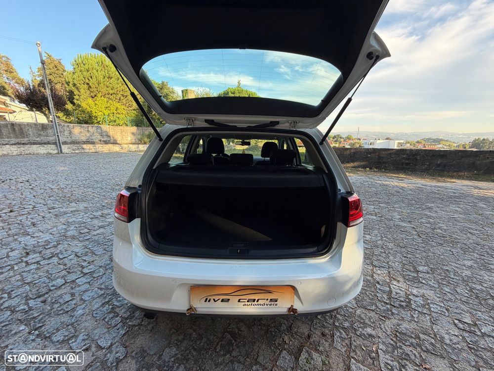 VW Golf 1.6 TDi BlueMotion Comfortline - 13