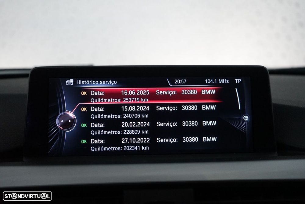 BMW 320 d Touring Line Sport - 35