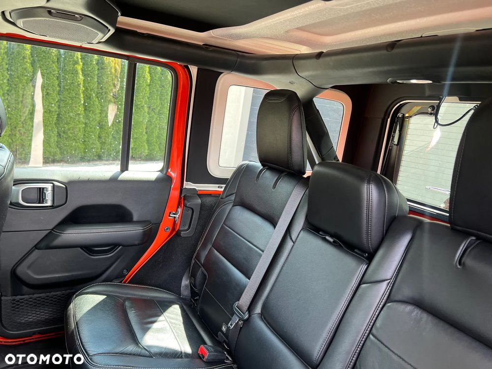 Jeep Wrangler - 20