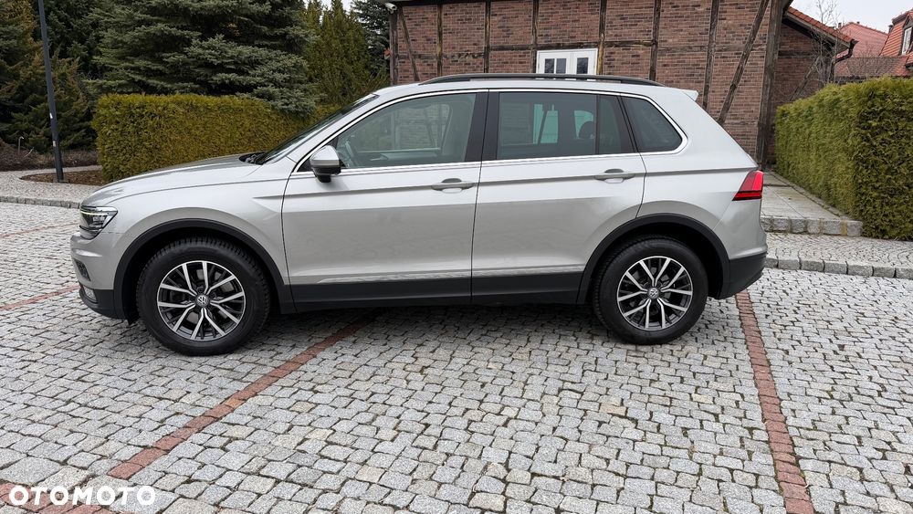 Volkswagen Tiguan 2.0 TDI SCR 4MOTION (BlueMotion Techn.) DSG Highline - 2