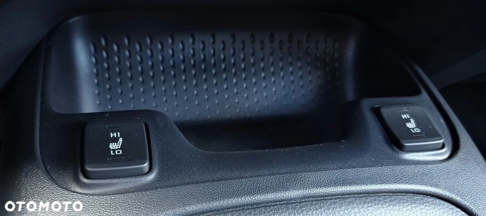 Suzuki Swace 1.8 Hybrid Premium Plus CVT - 18
