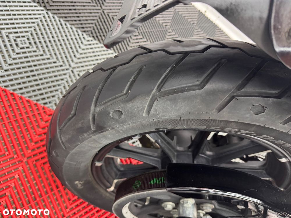 Harley-Davidson Sportster - 32