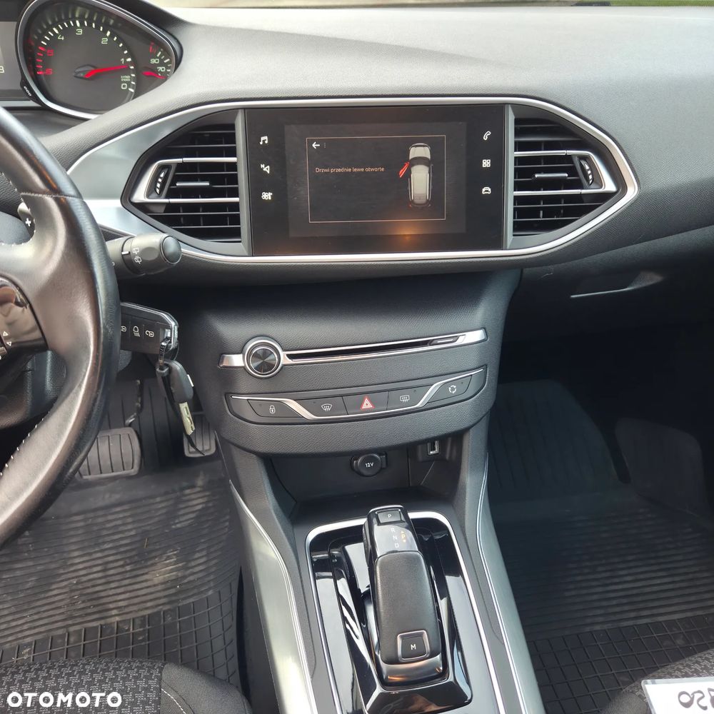 Peugeot 308 - 10