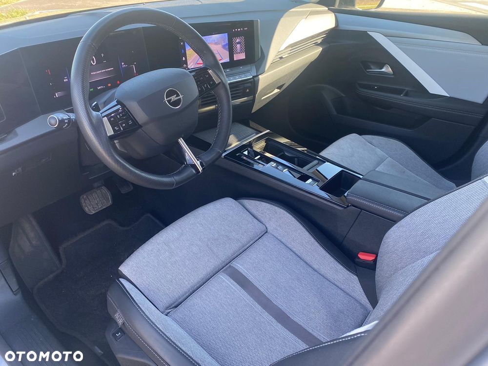 Opel Astra 1.5 D Automatik Business Elegance - 11