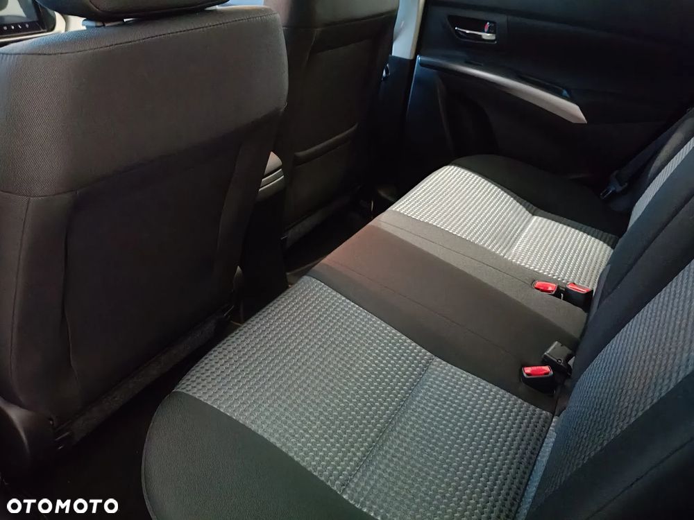 Suzuki SX4 S-Cross ver-1-4-shvs-premium-plus-sp - 7