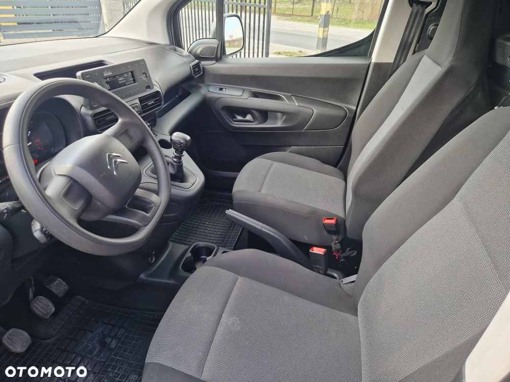 Citroën BERLINGO - 16
