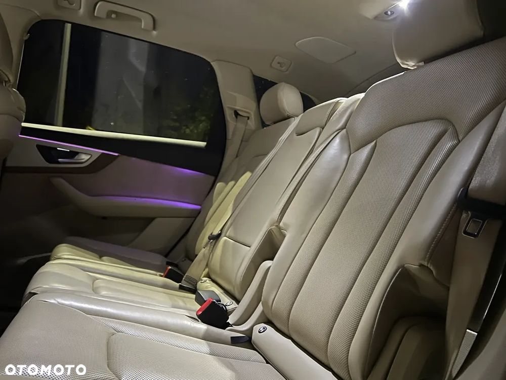 Audi SQ7 4.0 TDI Quattro Tiptronic - 22