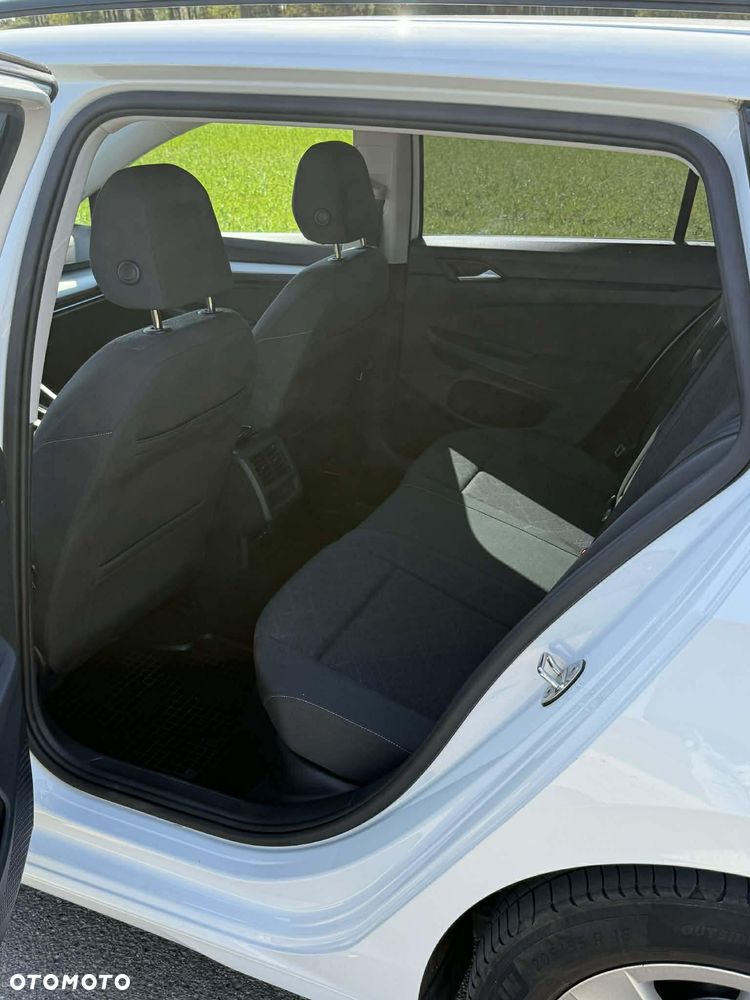 Volkswagen Golf 2.0 TDI SCR DSG Life - 13
