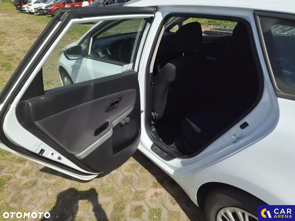 Kia Ceed - 29