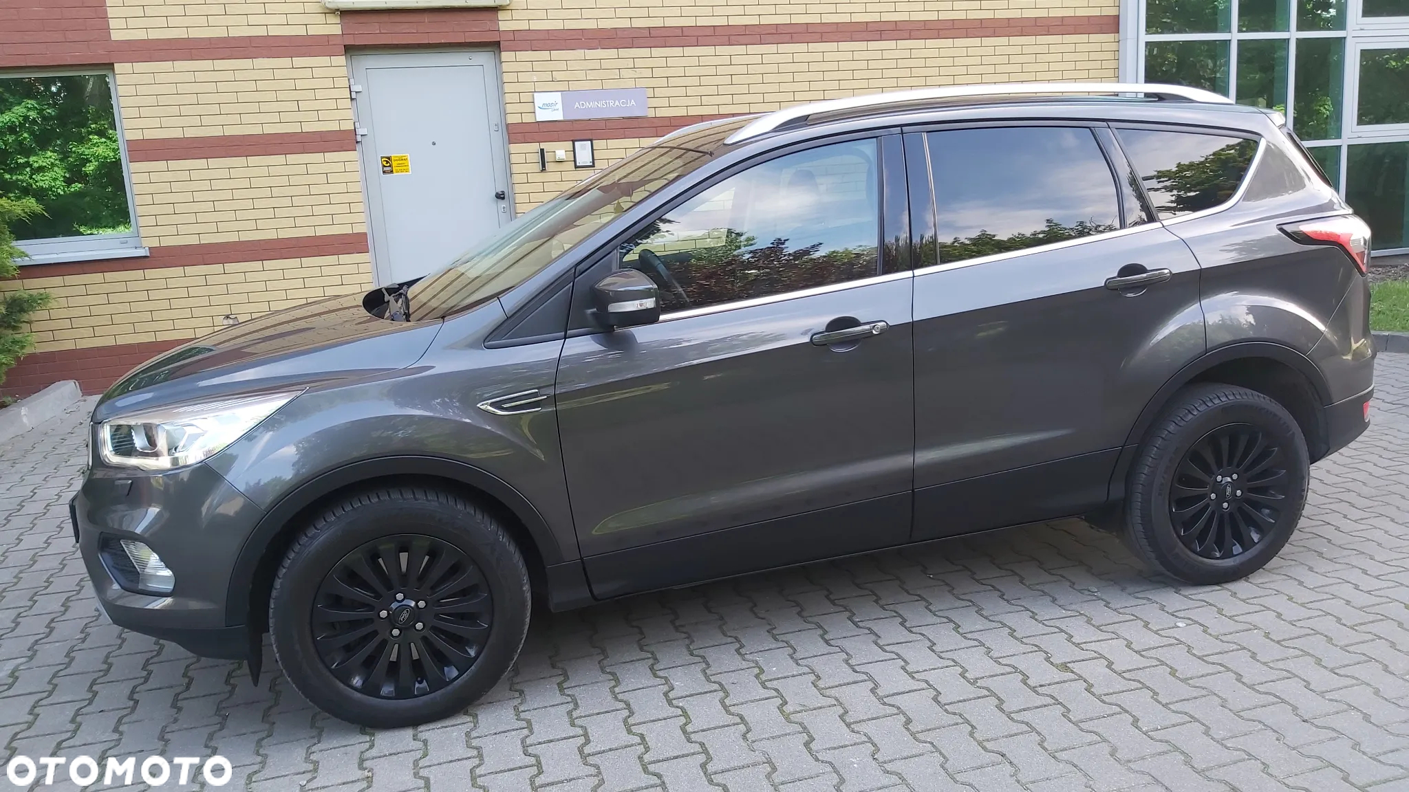 Ford Kuga - 35