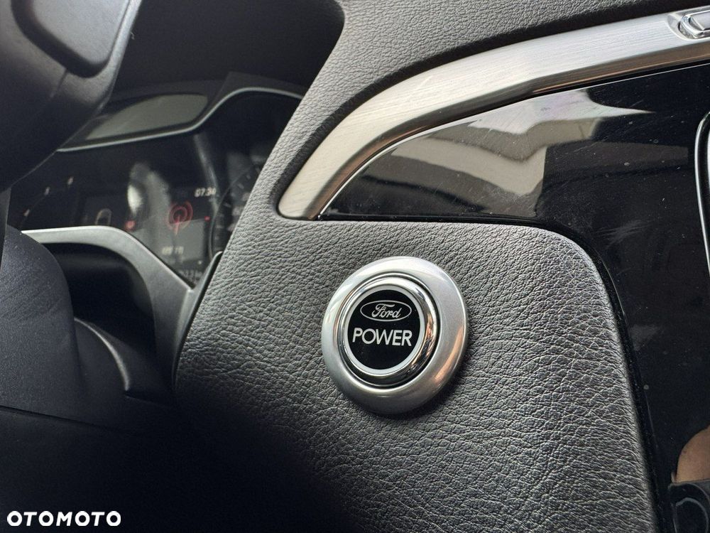 Ford S-Max - 31
