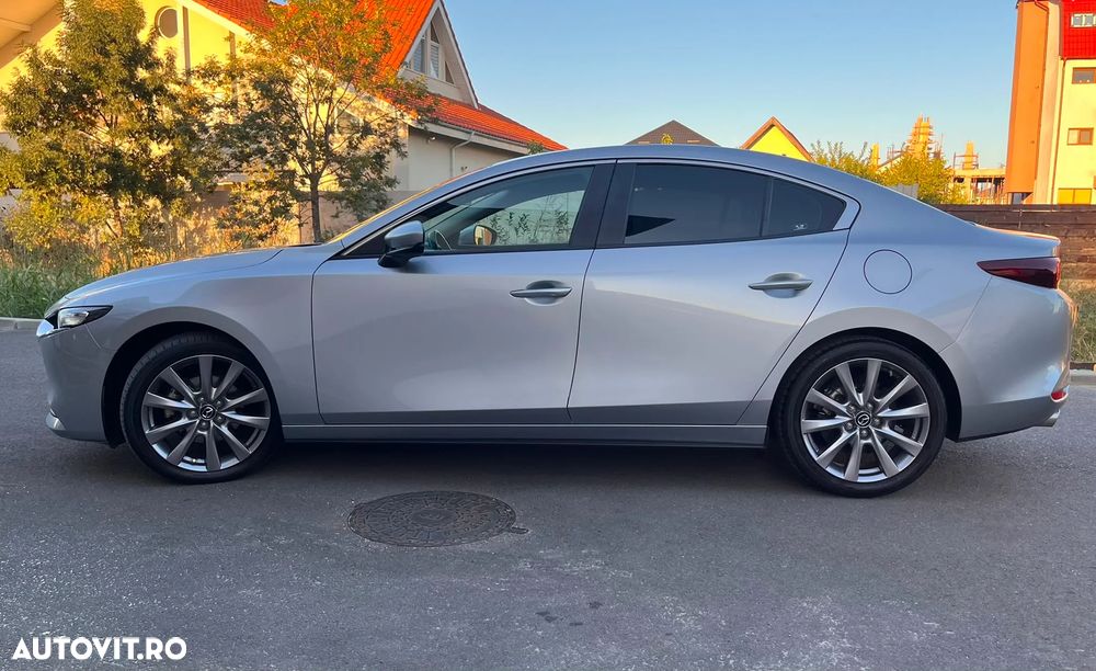 Mazda 3 e-Skyactiv G122 MHEV Plus - 8
