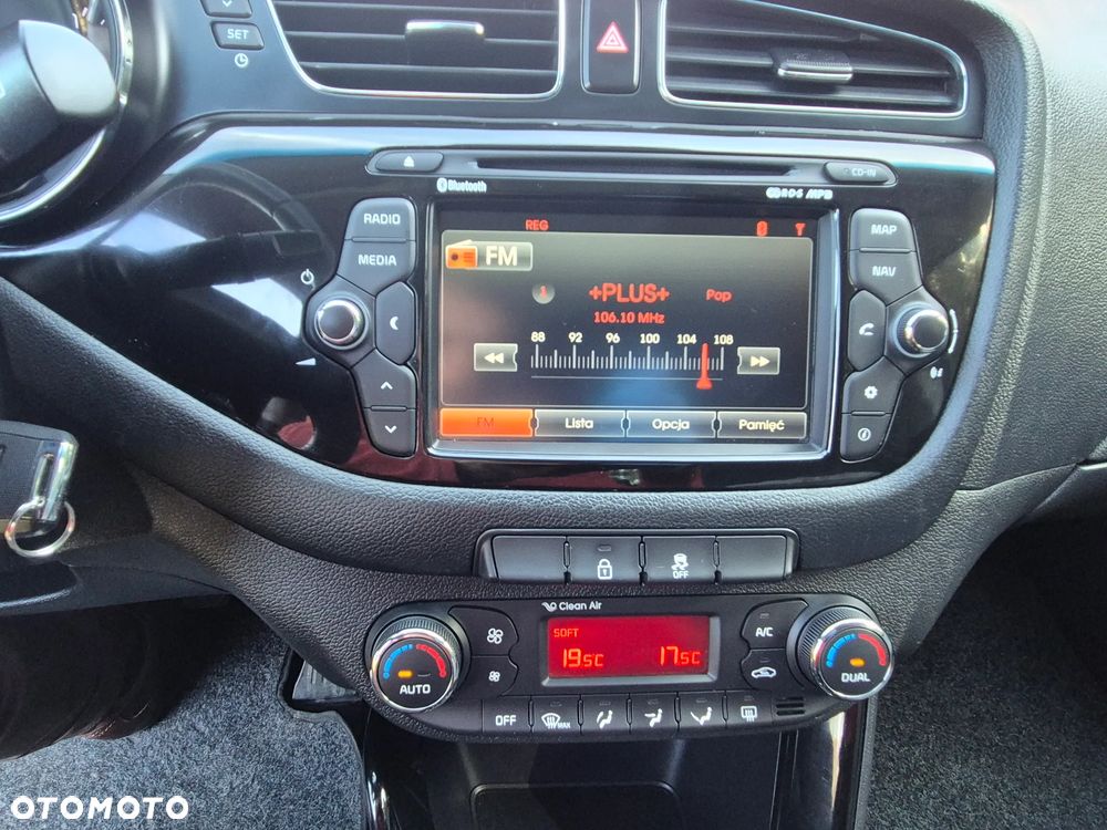 Kia Ceed - 19