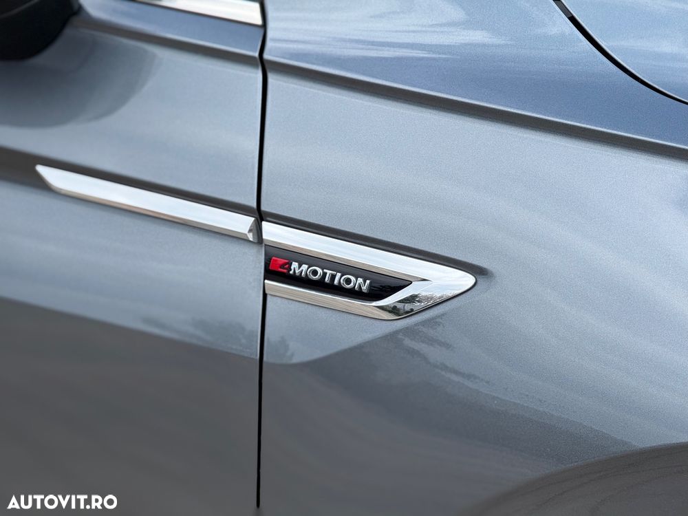 Volkswagen Tiguan 2.0 TDI SCR 4MOTION DSG Highline - 25