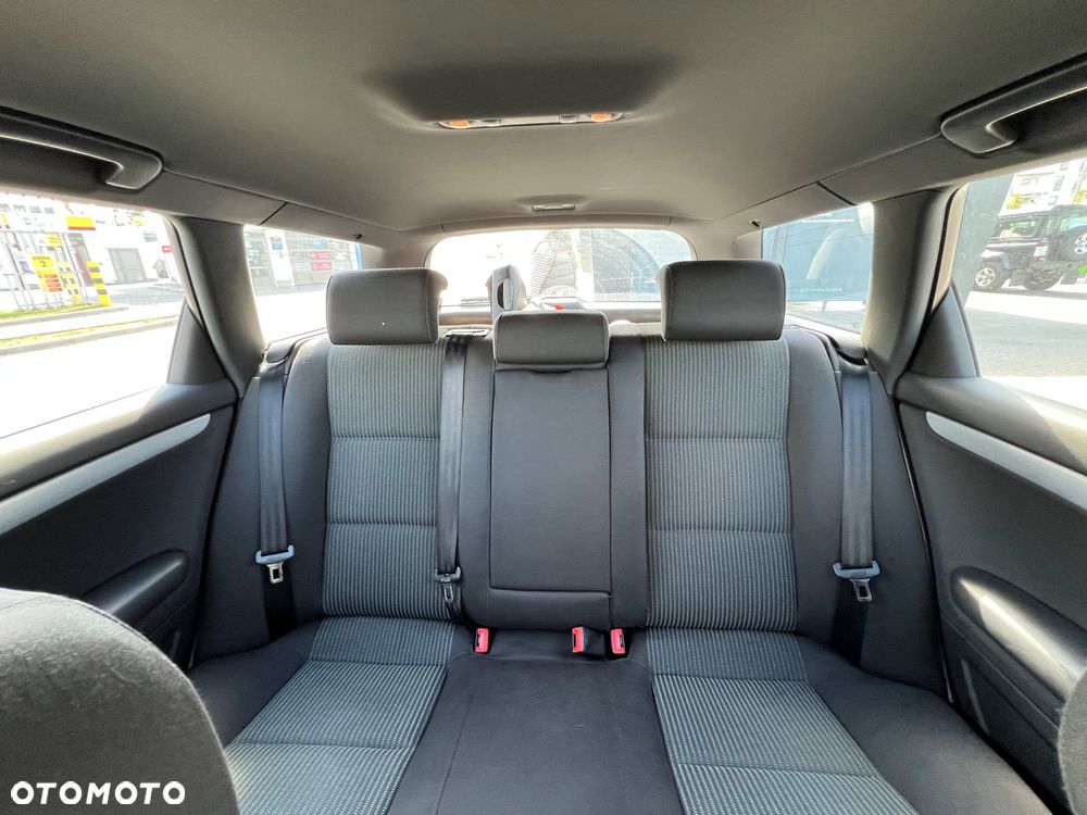 Audi A4 Avant 2.0 TDI - 19