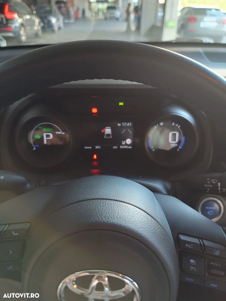 Toyota Yaris 1.5 VVT-i HSD Dynamic Plus - 7