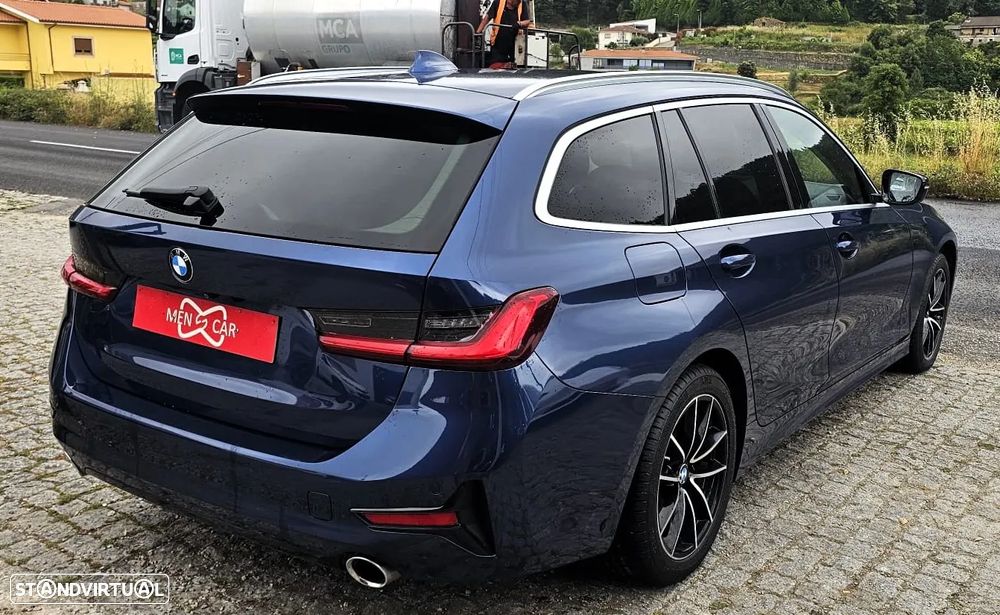 BMW 320 d Aut. Sport Line - 2