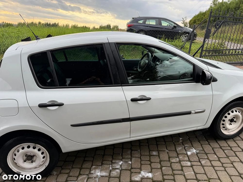 Renault Clio - 3