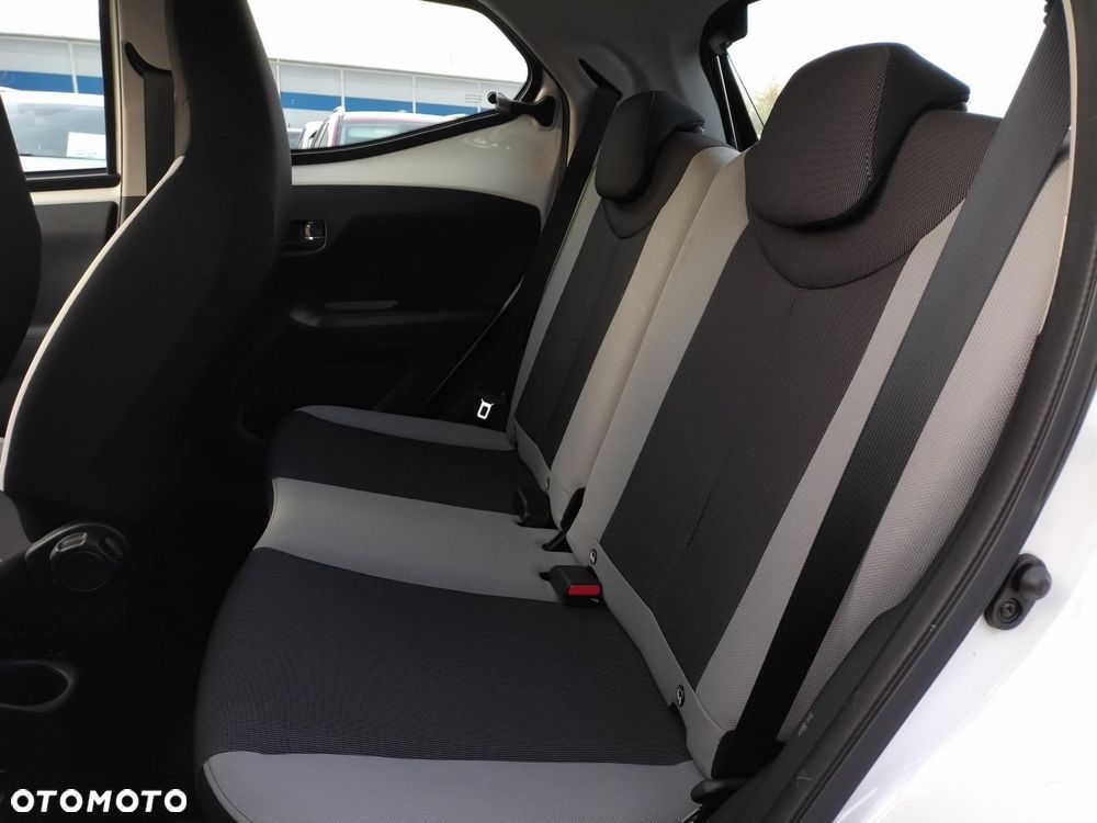 Toyota Aygo 1.0 VVT-i Sprint EU6 - 21