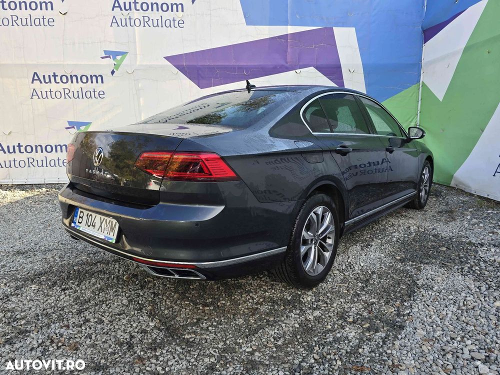 Volkswagen Passat - 5