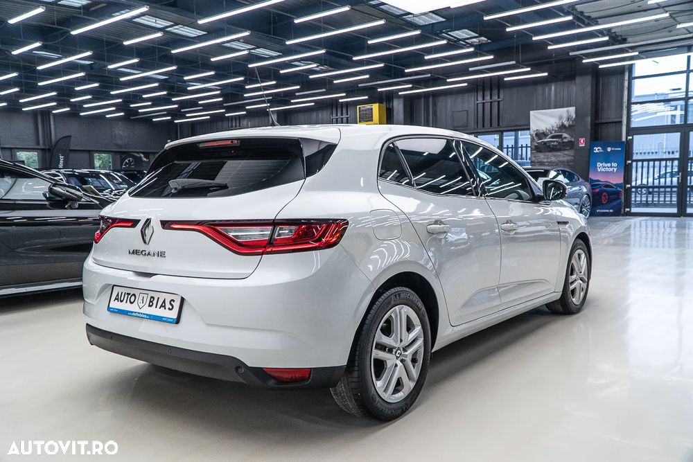 Renault Megane ENERGY dCi 110 EDC INTENS - 8