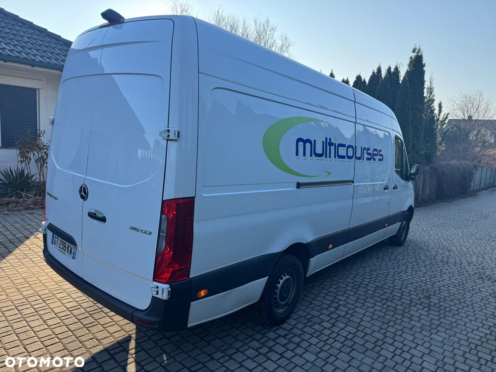 Mercedes-Benz Sprinter - 3