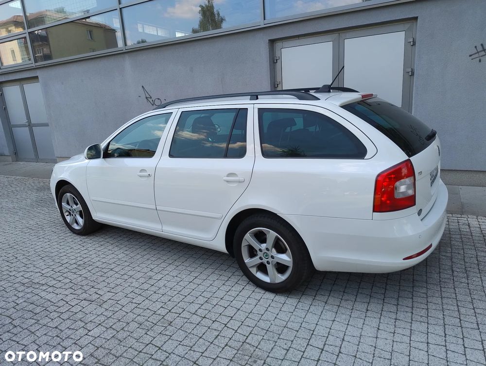 Skoda Octavia 2.0 TDI DPF Team Edition - 4