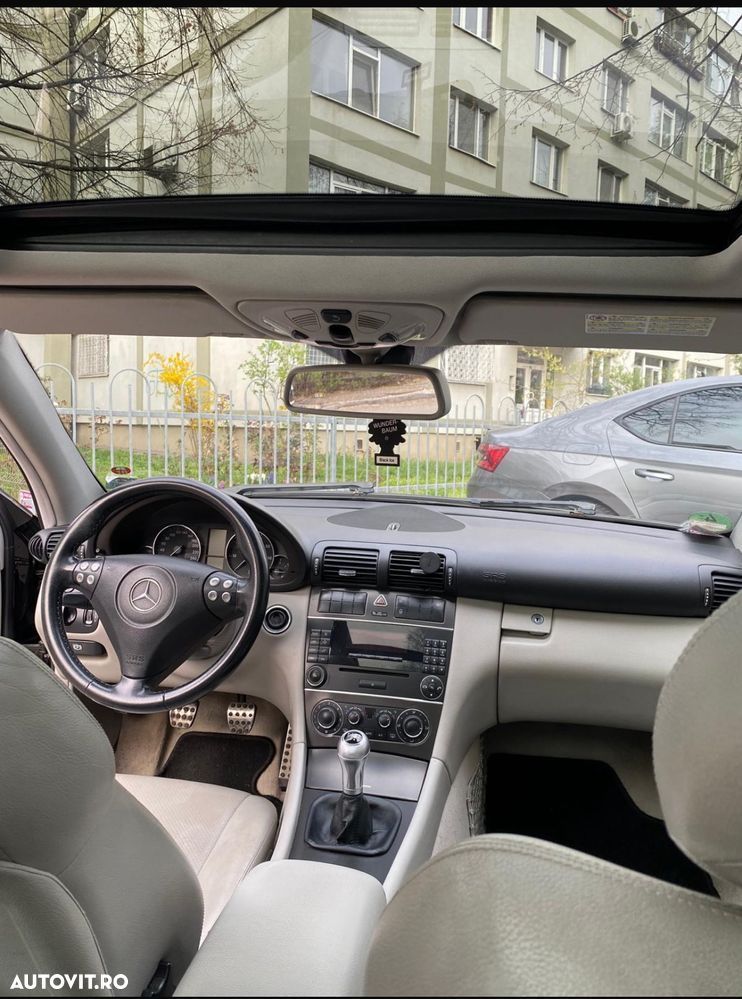 Mercedes-Benz C 200 Kompressor Sportcoupe - 2