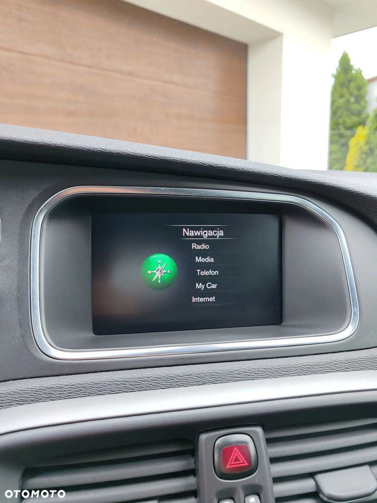 Volvo V40 T2 Kinetic - 21