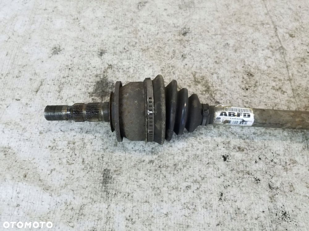 półoś lewa krótka opel astra v k 1.6 cdti 13453206 - 2
