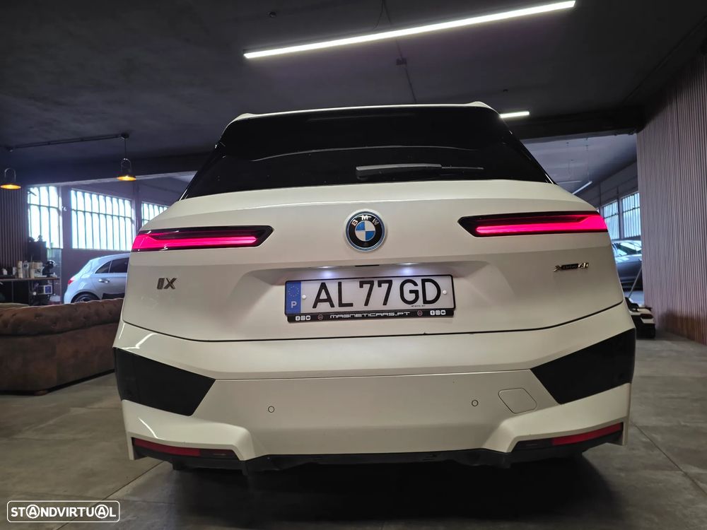 BMW iX xDrive 40 Pack Desportivo - 50
