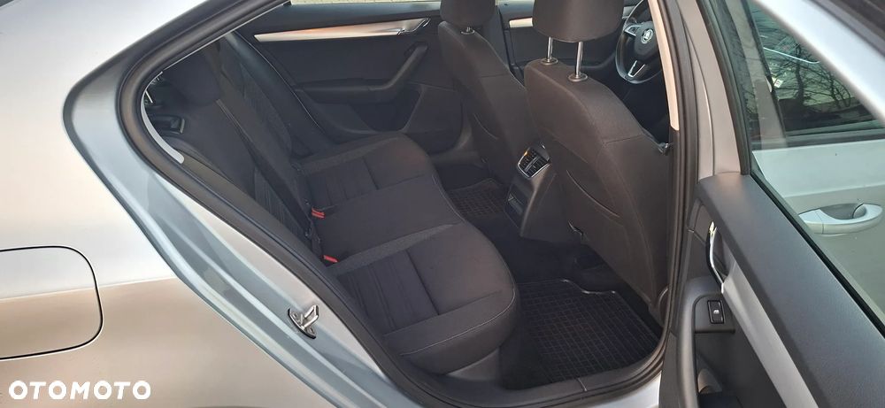 Skoda Octavia 1.6 TDI Ambition - 15