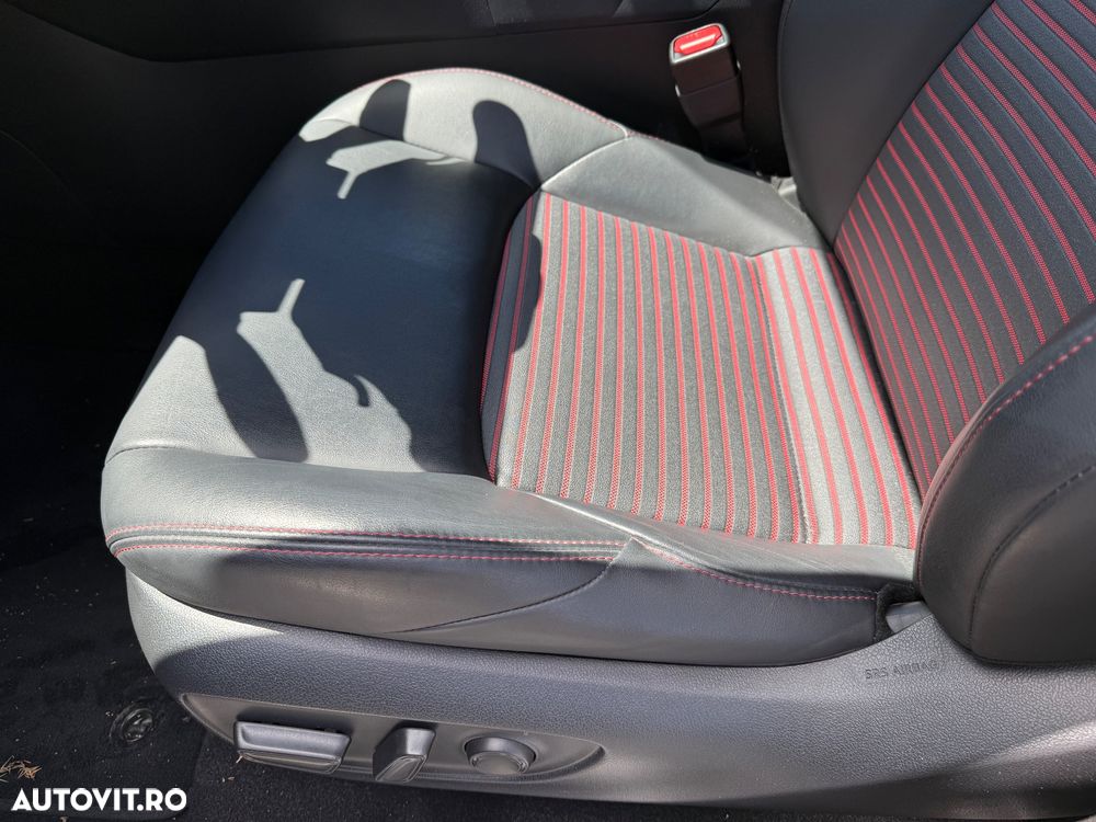 Suzuki Across 2.5 CVT PHEV Luxus - 19
