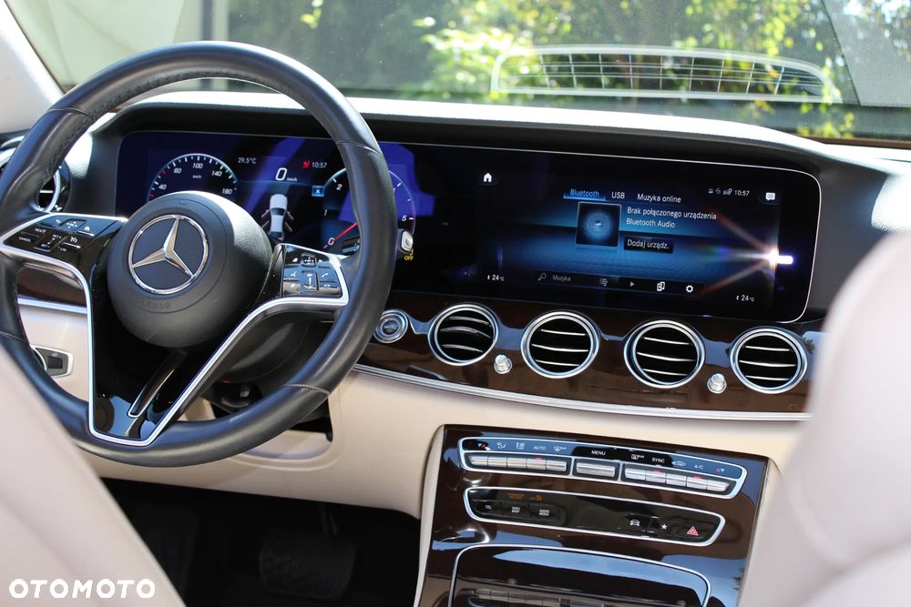 Mercedes-Benz Klasa E 220 d 4-Matic Avantgarde - 12