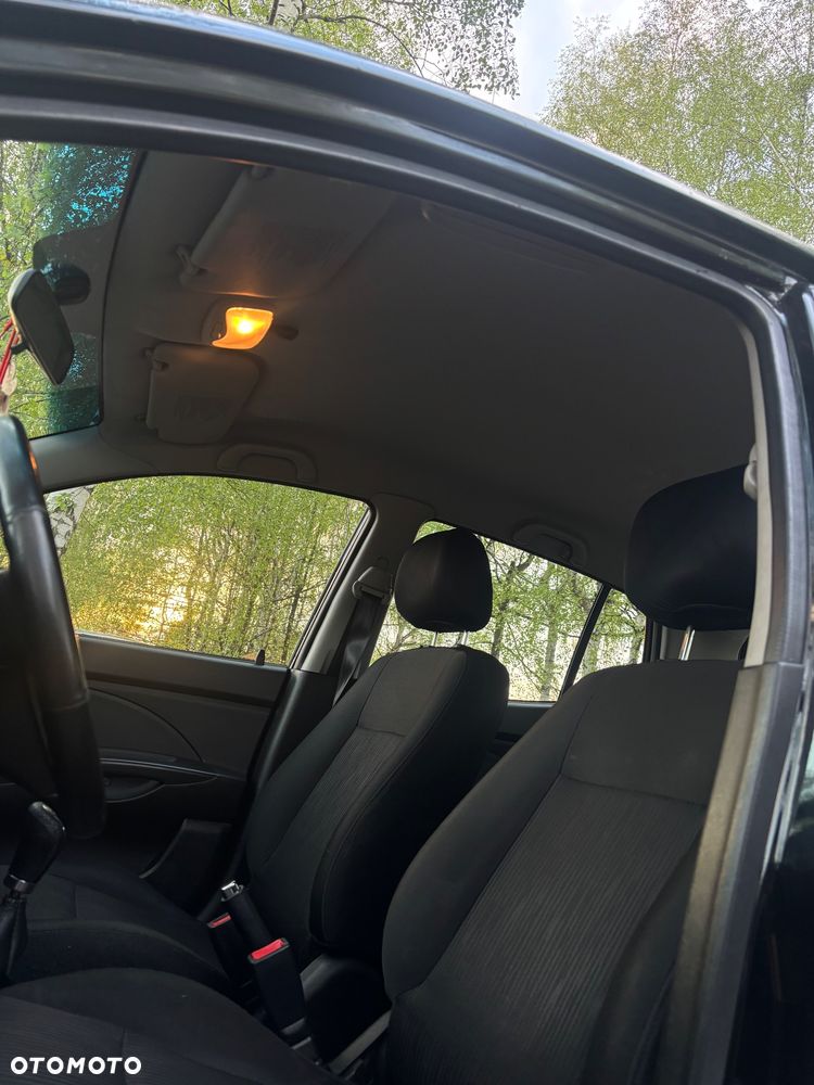 Kia Picanto 1.1 - 23