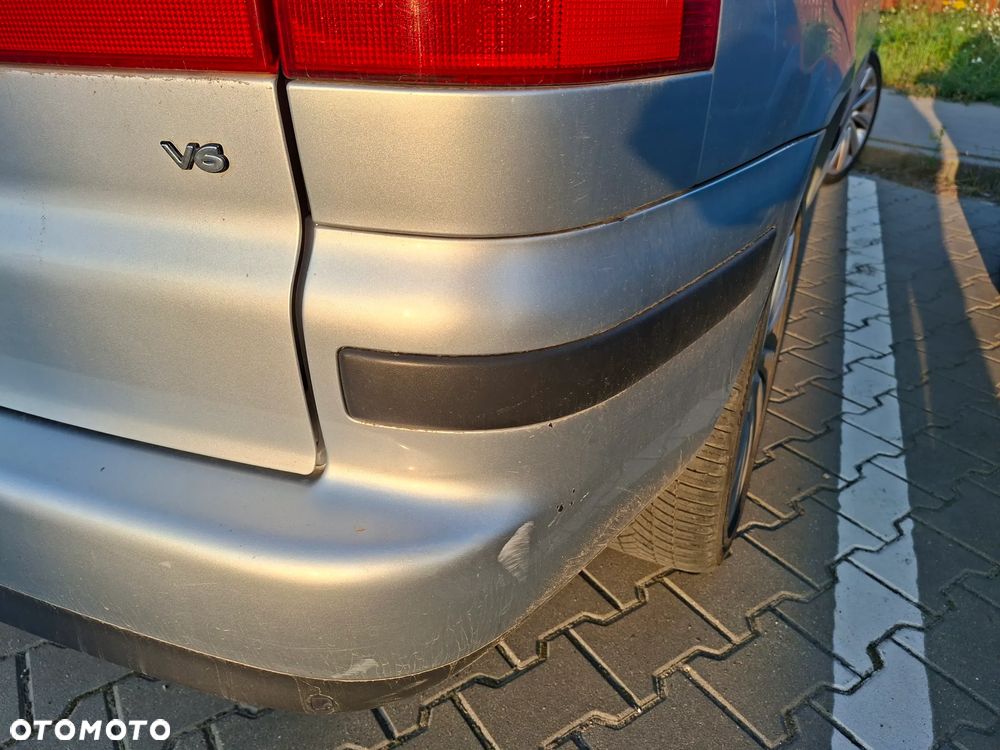 Ford Galaxy 2.8 V6 Ghia - 17