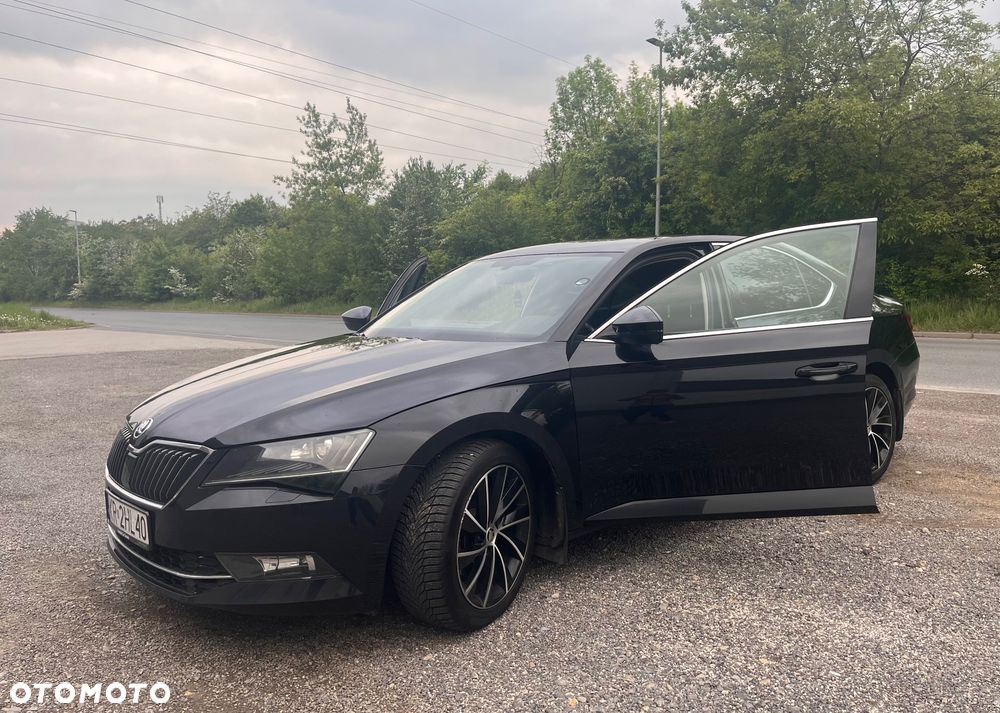 Skoda Superb 2.0 TDI Active DSG7 - 3
