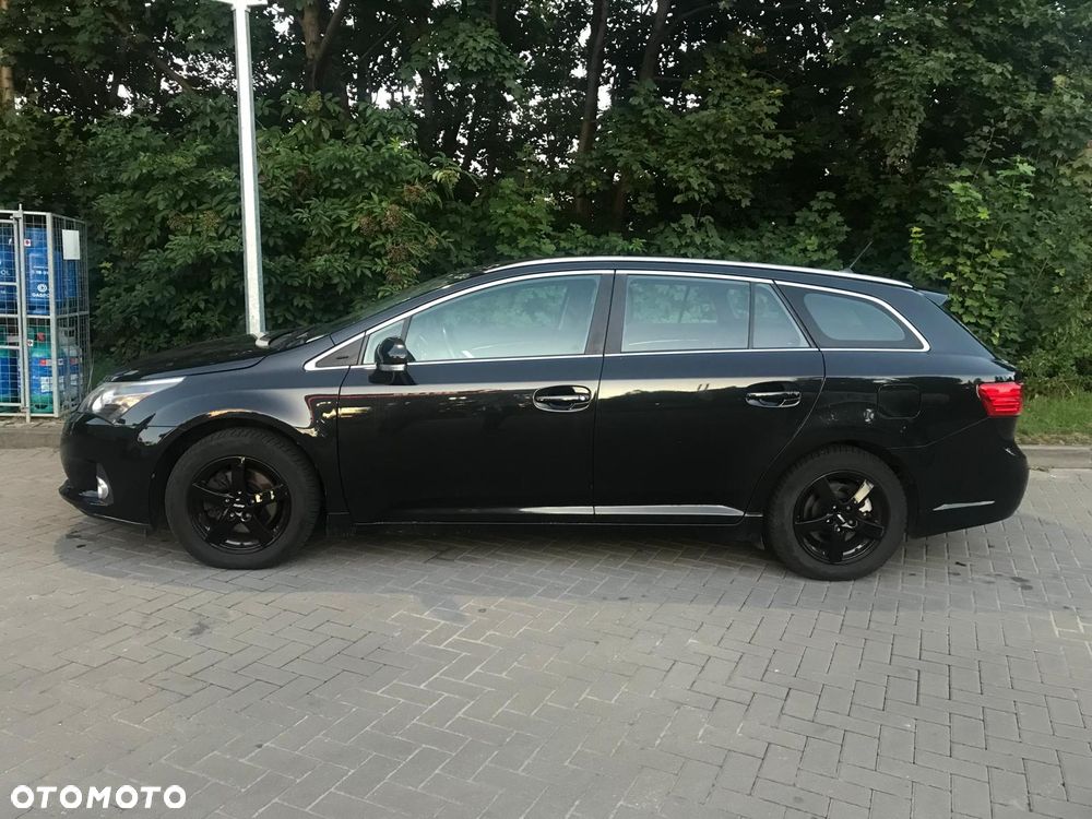 Toyota Avensis 1.8 Premium - 3