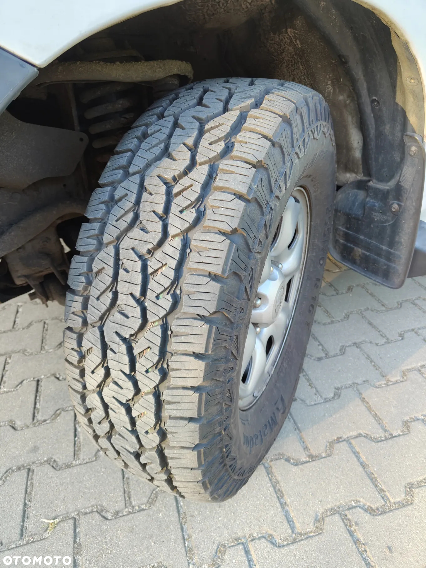 Toyota Hilux 2.5 D-4D DLX - 8