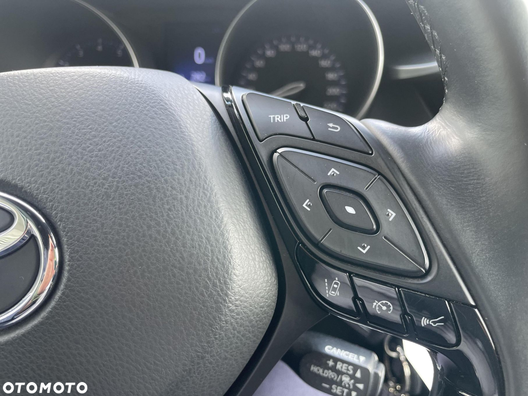 Toyota C-HR 1.2 T GPF Premium - 23