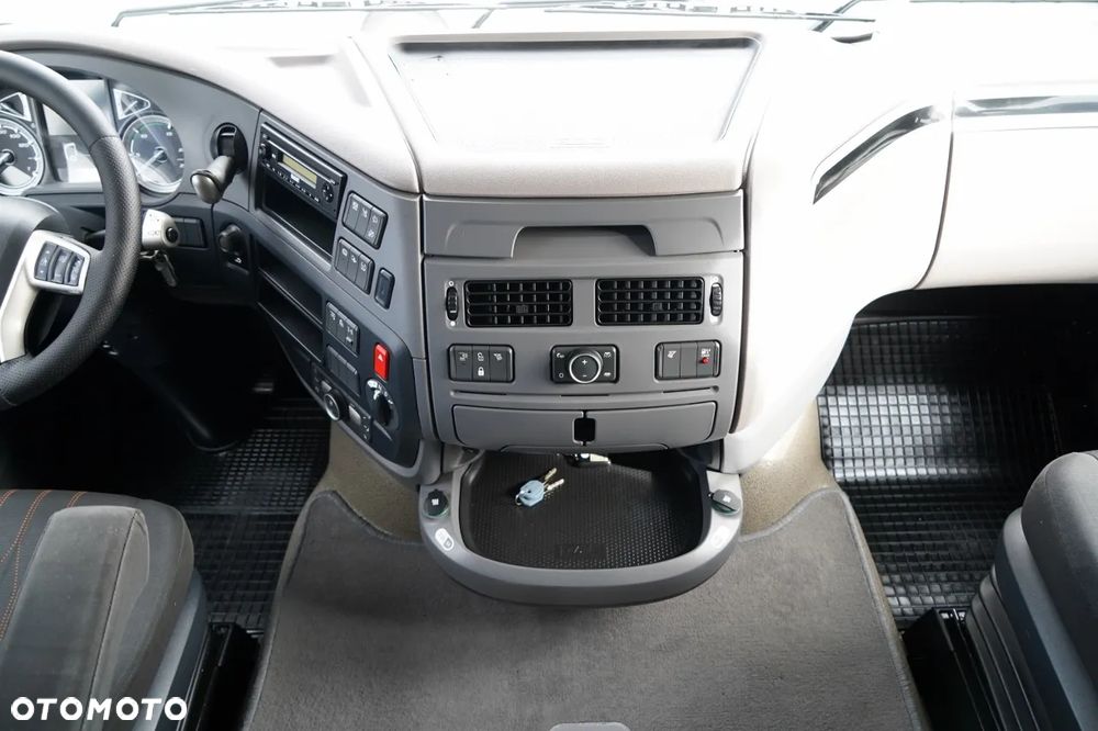 DAF XF 480 / BDF / 6X2 / ZESTAW TANDEM / SSC / KLIMATYZACJA POSTOJOWA / OŚ PODNOSZONA / WECON / PO KONTRAKCIE SERWISOWYM - 33